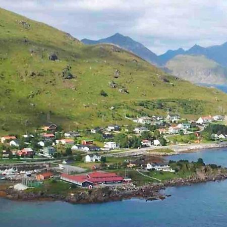 Leilighet Med Balkong Og Havutsikt Pa Napp. Екстер'єр фото